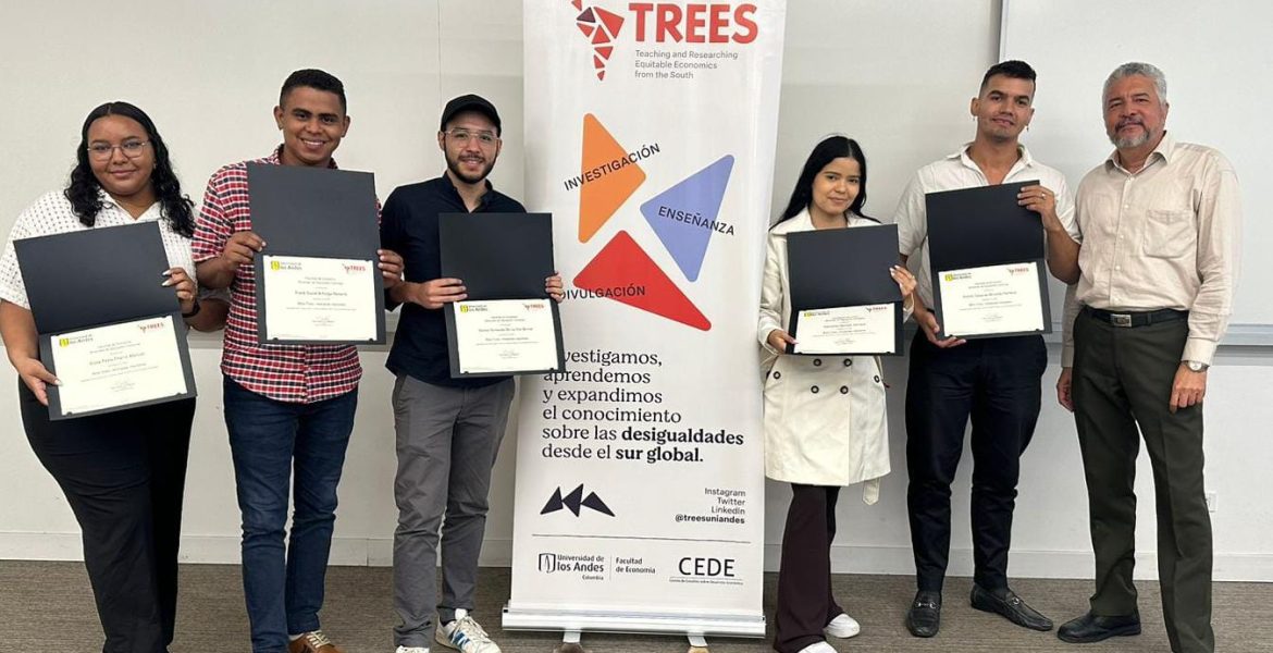 RECONOCIMIENTO A ESTUDIANTES EN BOGOTÁ 2